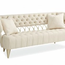 Caracole Come Full Circle