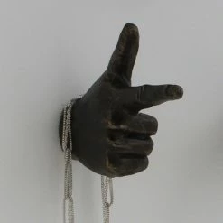 Global Views Back At 'Cha