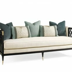 Caracole Lattice Entertain You