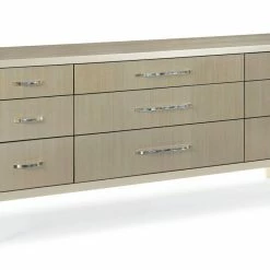 Caracole ALL DRESSED UP